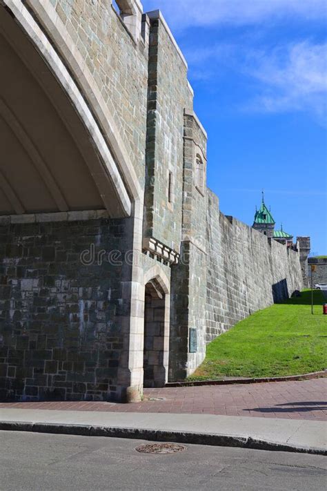ramparts of quebec city|Quebec City Ramparts .